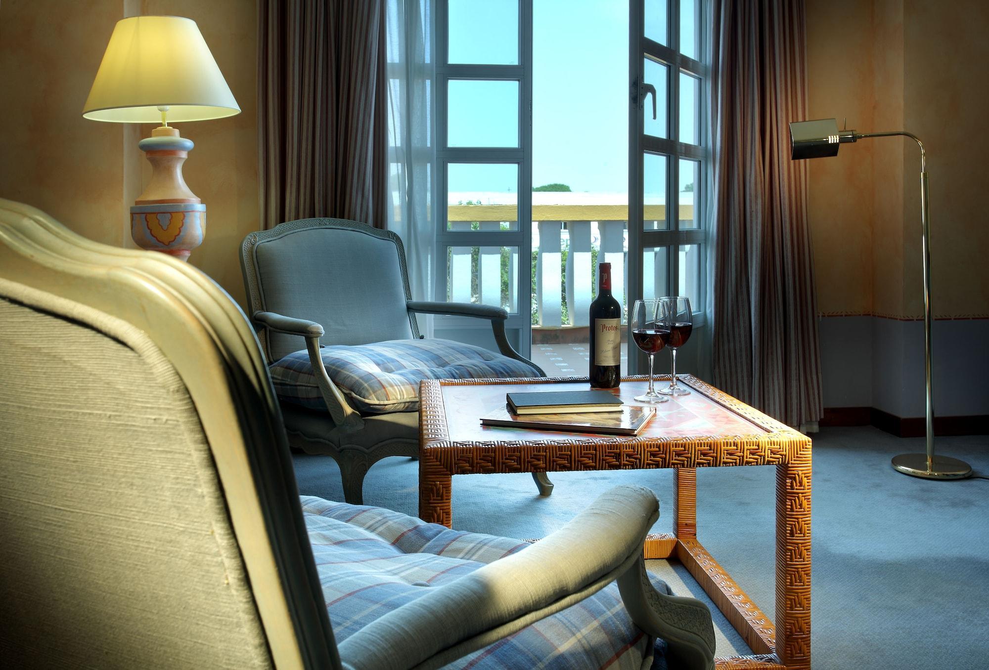 Exe Gran Hotel Solucar Sanlúcar la Mayor Екстериор снимка