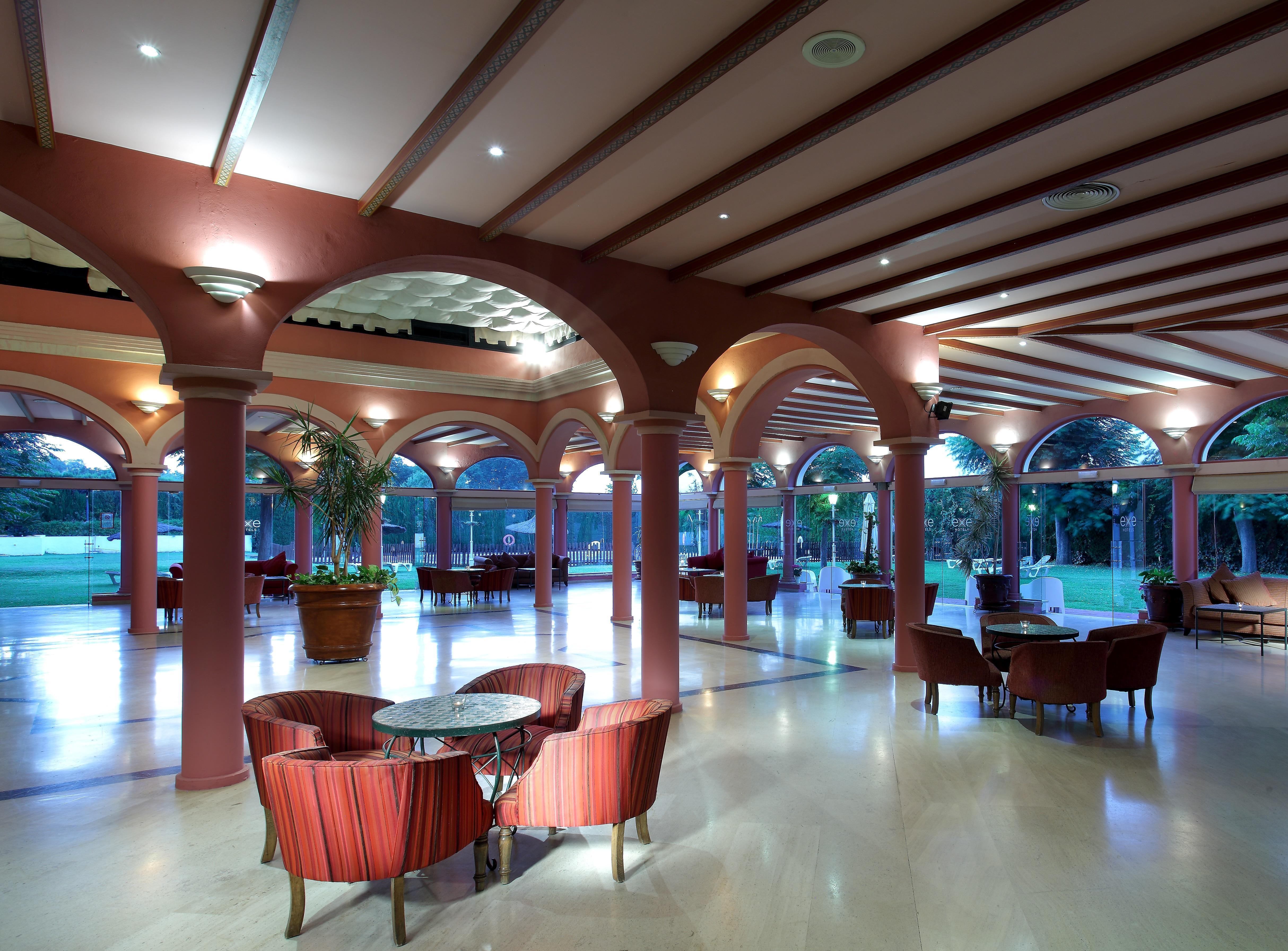 Exe Gran Hotel Solucar Sanlúcar la Mayor Екстериор снимка