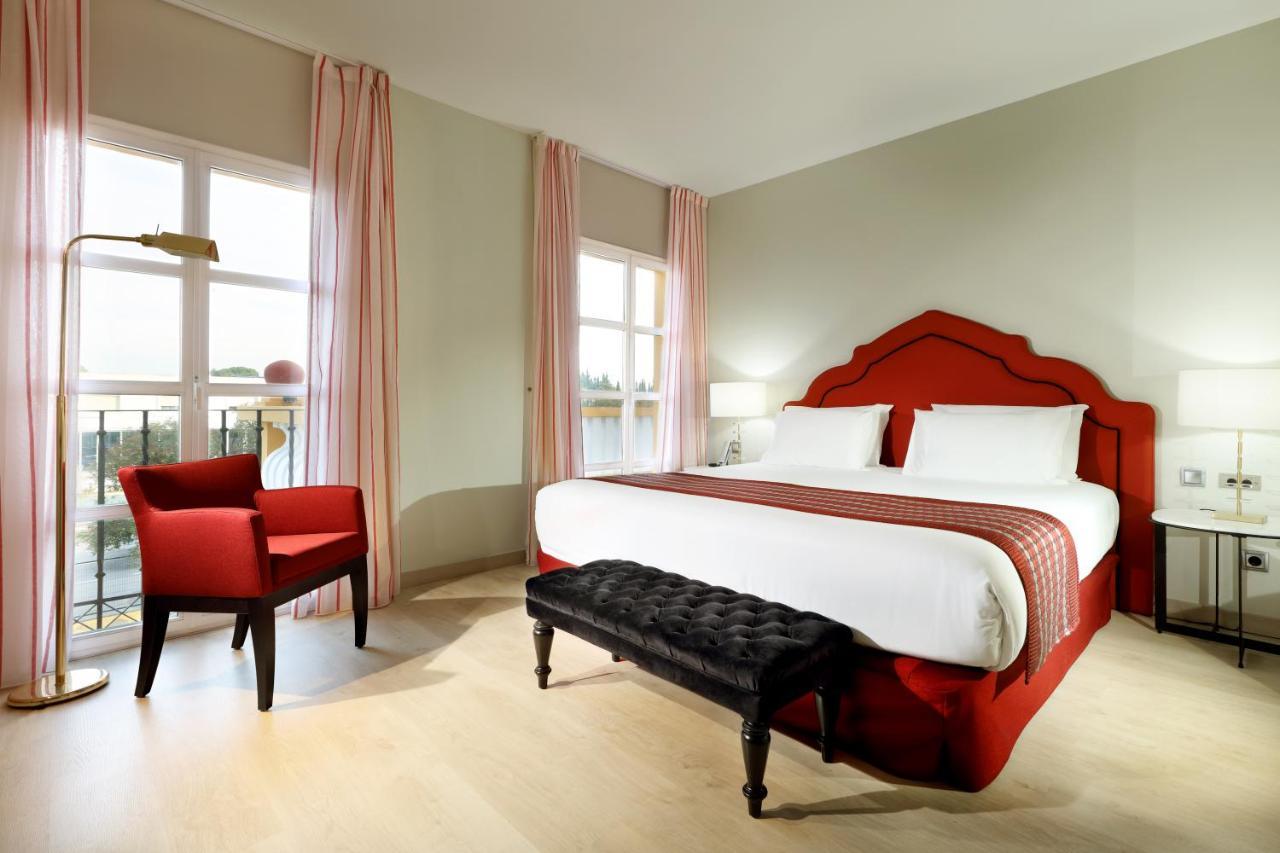 Exe Gran Hotel Solucar Sanlúcar la Mayor Екстериор снимка